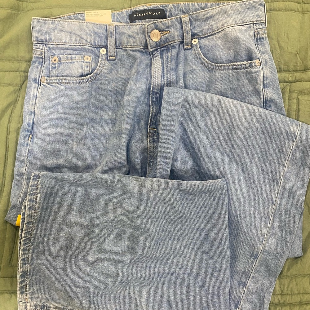 Aeropostale Women’s Denim Blue Straight Jeans